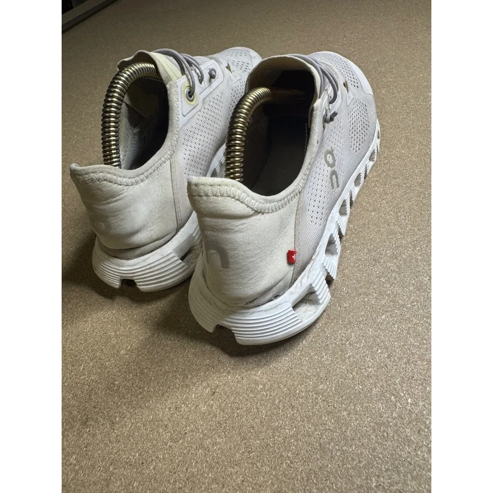 On Running Cloudswift Womens White Ivory Running Shoes Sneakers US 8 EU 39